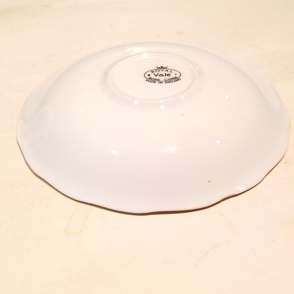 Vintage tea cup and SAUCE - Picture 4 of 12